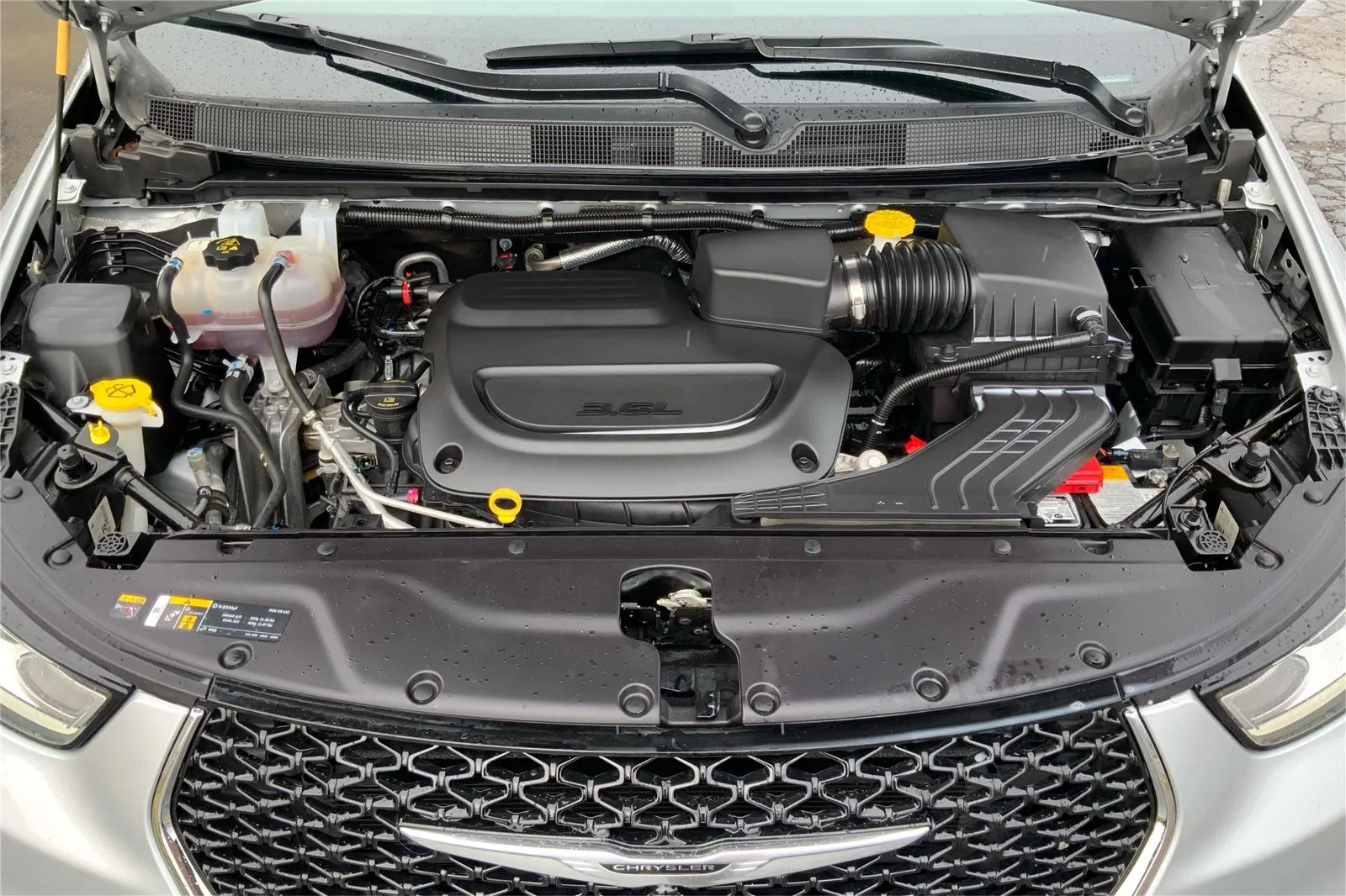 2024 Chrysler Pacifica Touring L - Photo 23