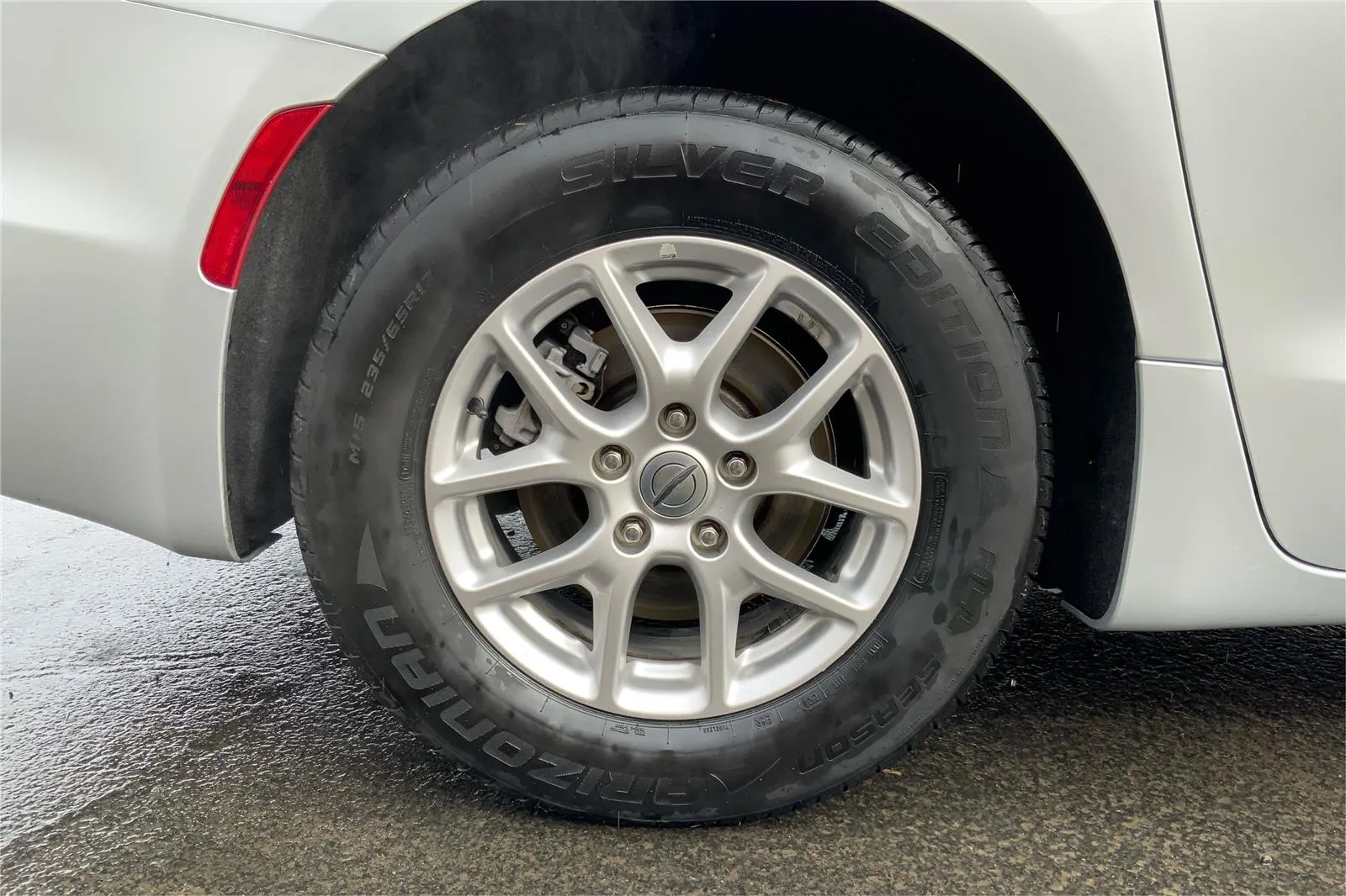 2024 Chrysler Pacifica Touring L - Photo 28