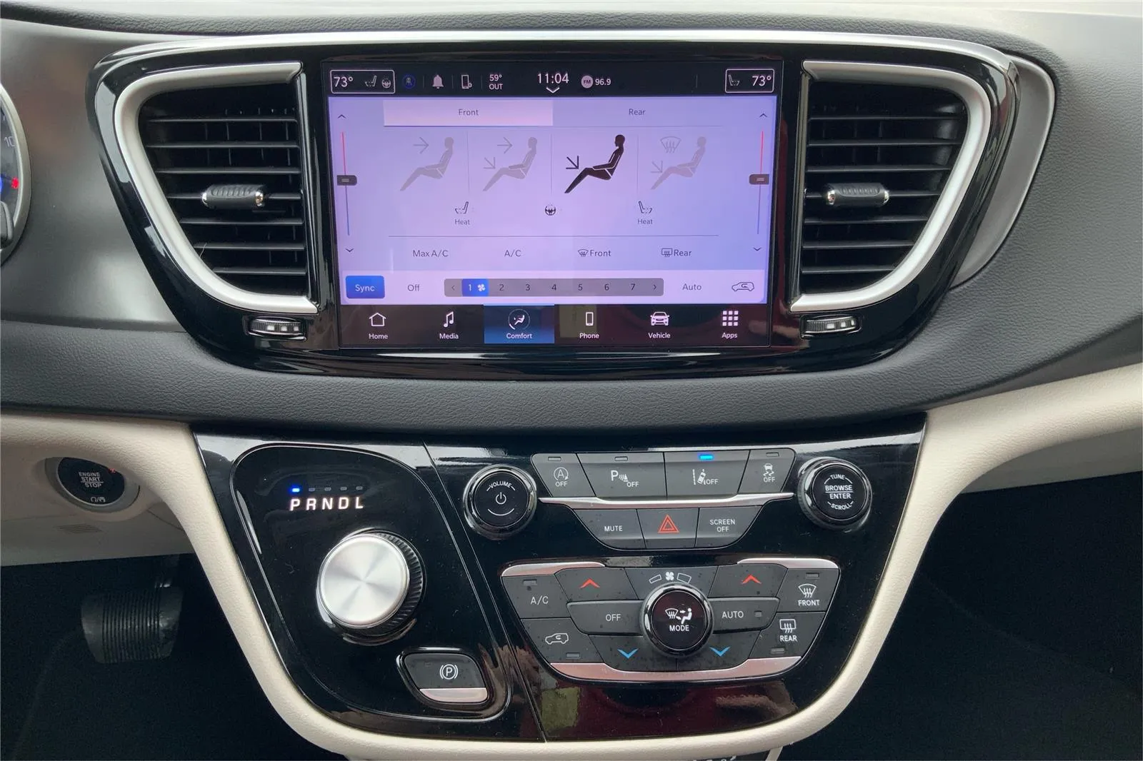2024 Chrysler Pacifica Touring L - Photo 34