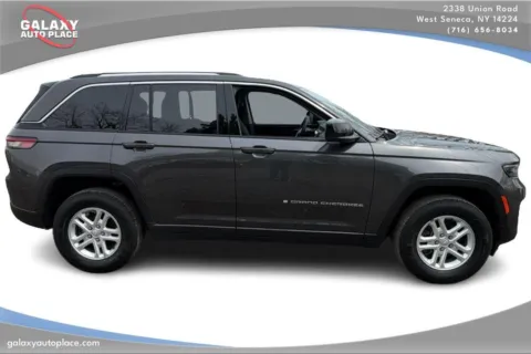More photos of 2023 Jeep Grand Cherokee Laredo at Galaxy Auto Place, NY