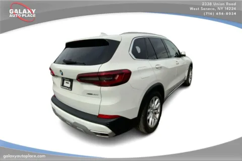 More photos of 2020 BMW X5 xDrive40i at Galaxy Auto Place, NY