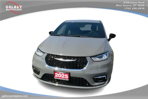 Photos of 2025 Chrysler Pacifica Select for sale in West Seneca, NY at Galaxy Auto Place