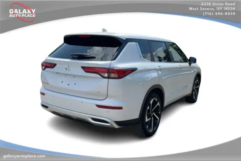 More photos of 2024 Mitsubishi Outlander SE at Galaxy Auto Place, NY