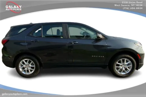 More photos of 2022 Chevrolet Equinox LS at Galaxy Auto Place, NY
