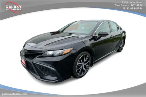 Black 2023 Toyota Camry SE for sale in West Seneca, NY