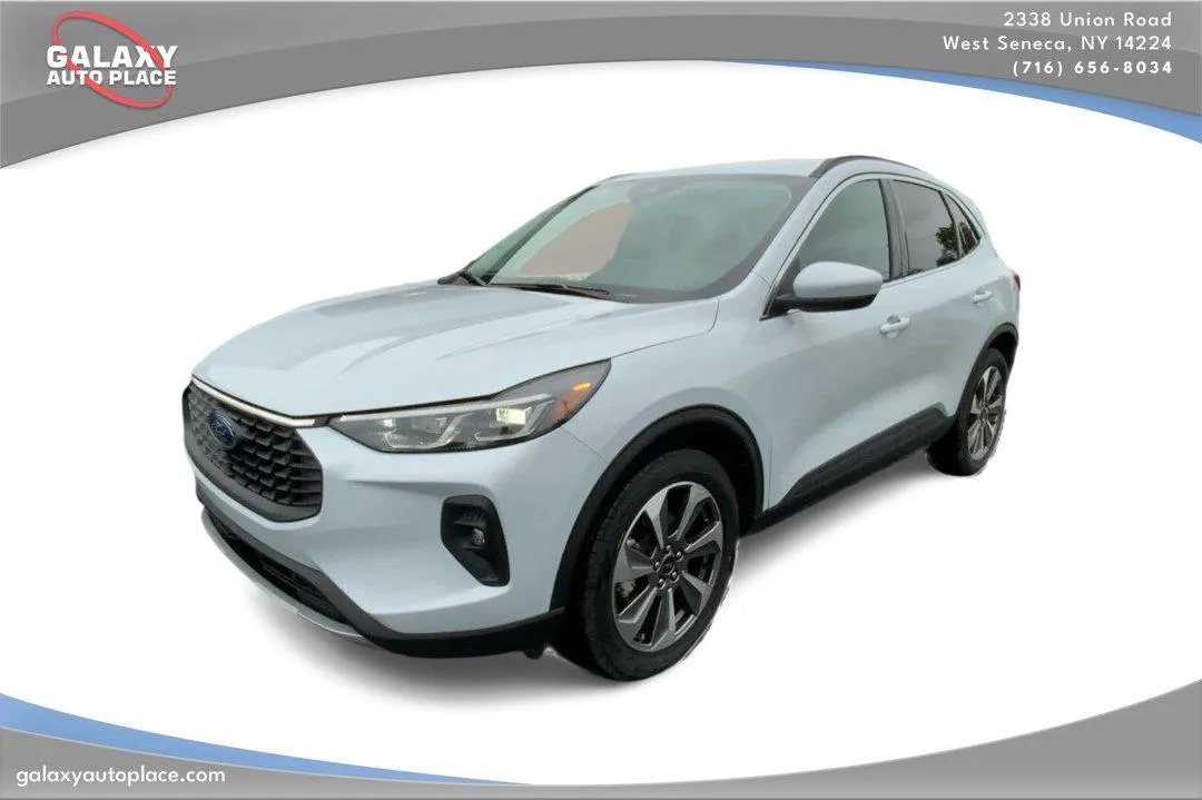 2025 Ford Escape Platinum