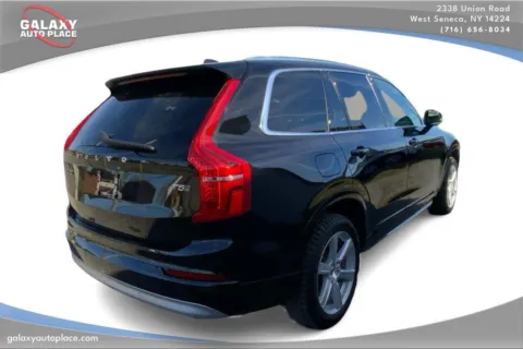 More photos of 2022 Volvo XC90 Momentum at Galaxy Auto Place, NY