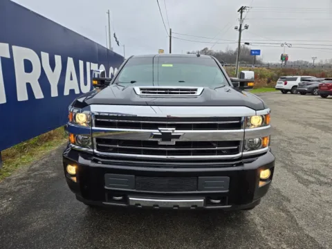 Photos of 2018 Chevrolet Silverado 2500HD High Country for sale in Grayson, KY at Pure Country Automotive