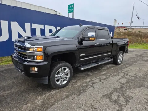 Another view of 2018 Chevrolet Silverado 2500HD High Country for sale in Grayson, KY at Pure Country Automotive