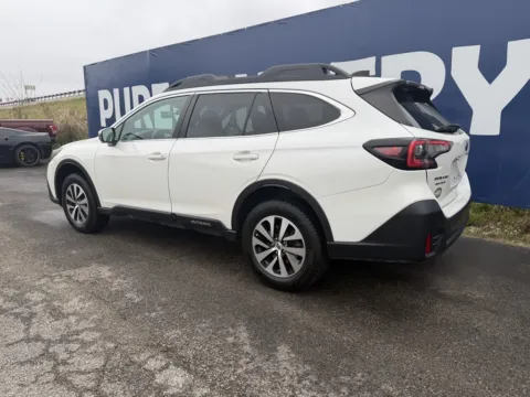 More photos of 2022 Subaru Outback Premium at Pure Country Automotive, KY