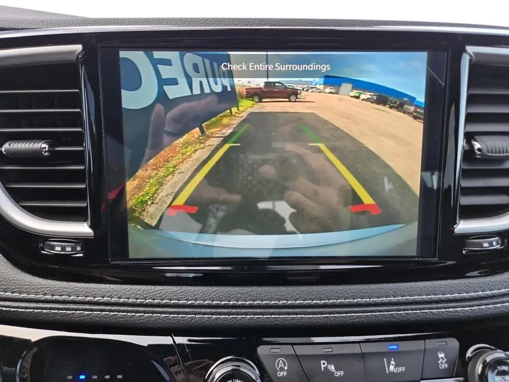 2026 Chrysler Pacifica Select - Photo 9