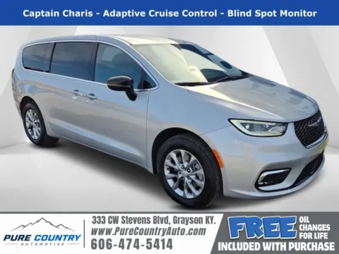Silver 2026 Chrysler Pacifica Select for sale in Grayson, KY