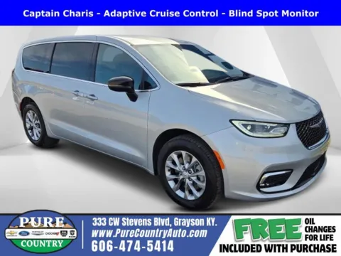 Silver 2026 Chrysler Pacifica Select for sale in Grayson, KY