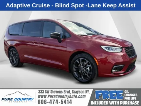 Red 2026 Chrysler Pacifica Select for sale in Grayson, KY