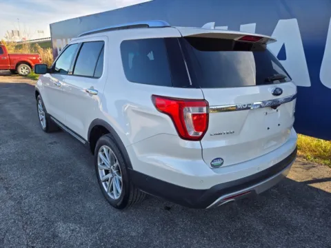 More photos of 2016 Ford Explorer Limited at Pure Country Automotive, KY