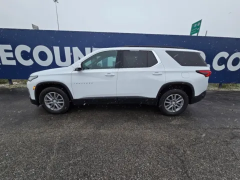 More photos of 2022 Chevrolet Traverse LT at Pure Country Automotive, KY