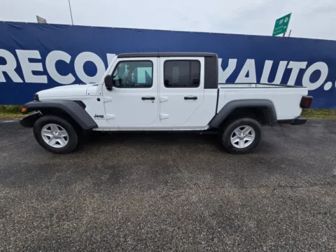 More photos of 2023 Jeep Gladiator Sport S at Pure Country Automotive, KY