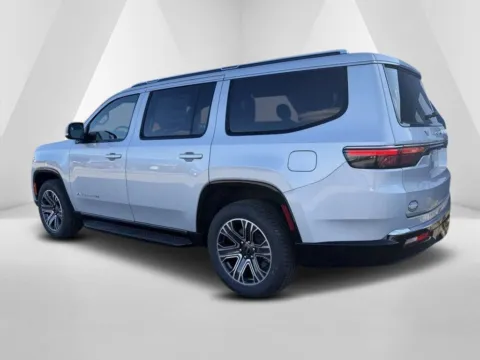 More photos of 2025 Jeep Wagoneer at Pure Country Automotive, KY