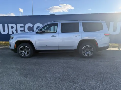 More photos of 2025 Jeep Wagoneer at Pure Country Automotive, KY