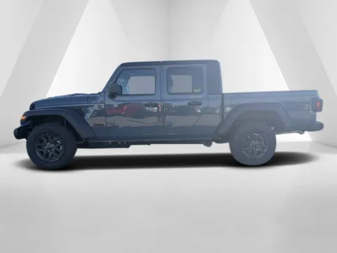 More photos of 2026 Jeep Gladiator Sport S at Pure Country Automotive, KY