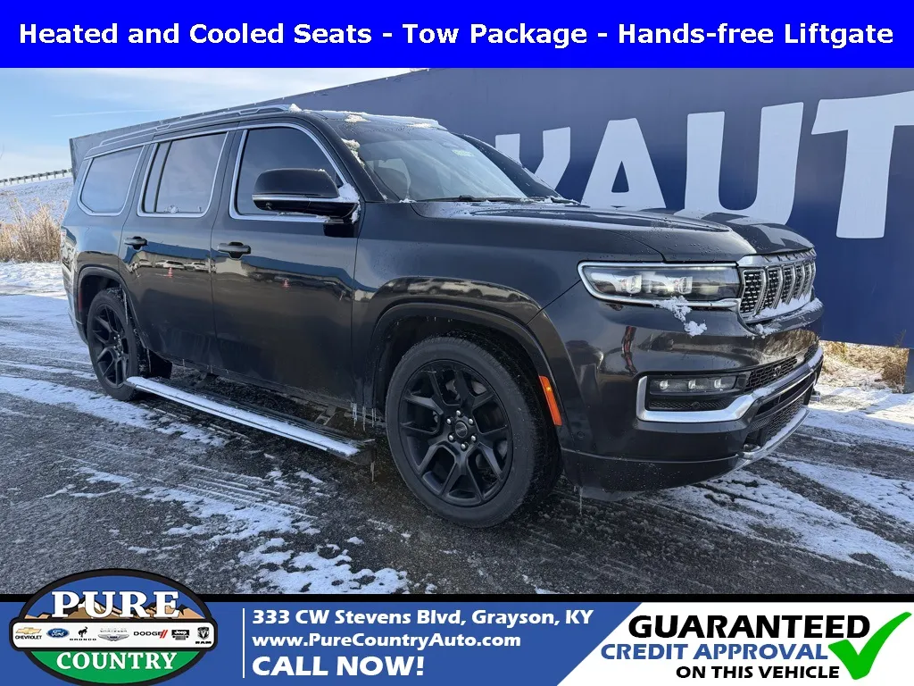 2022 Jeep Grand Wagoneer Series III's photo