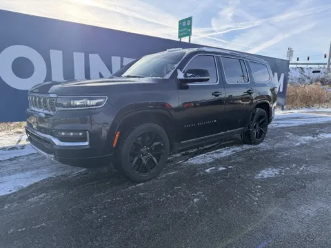 Another view of 2022 Jeep Grand Wagoneer Series III for sale in Grayson, KY at Pure Country Automotive