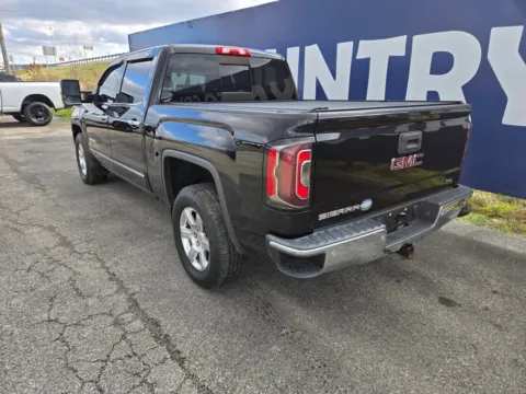 More photos of 2017 GMC Sierra 1500 SLT at Pure Country Automotive, KY