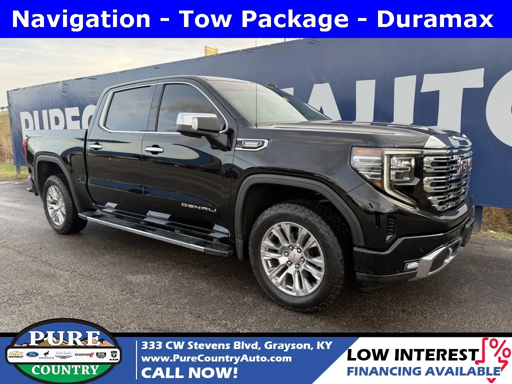 2022 GMC Sierra Denali's photo