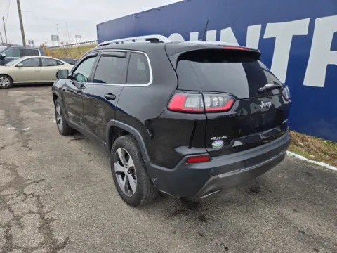 More photos of 2020 Jeep Cherokee Limited at Pure Country Automotive, KY