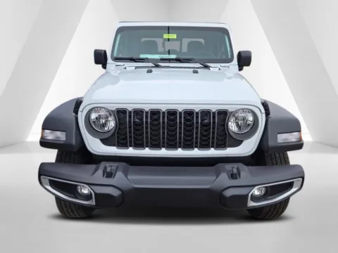 Photos of 2026 Jeep Gladiator Sport for sale in Grayson, KY at Pure Country Automotive