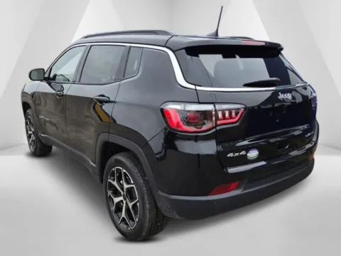 More photos of 2026 Jeep Compass Limited at Pure Country Automotive, KY