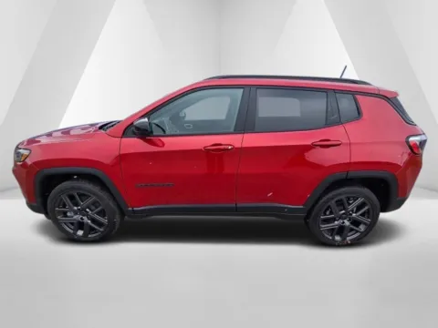 More photos of 2026 Jeep Compass Latitude at Pure Country Automotive, KY
