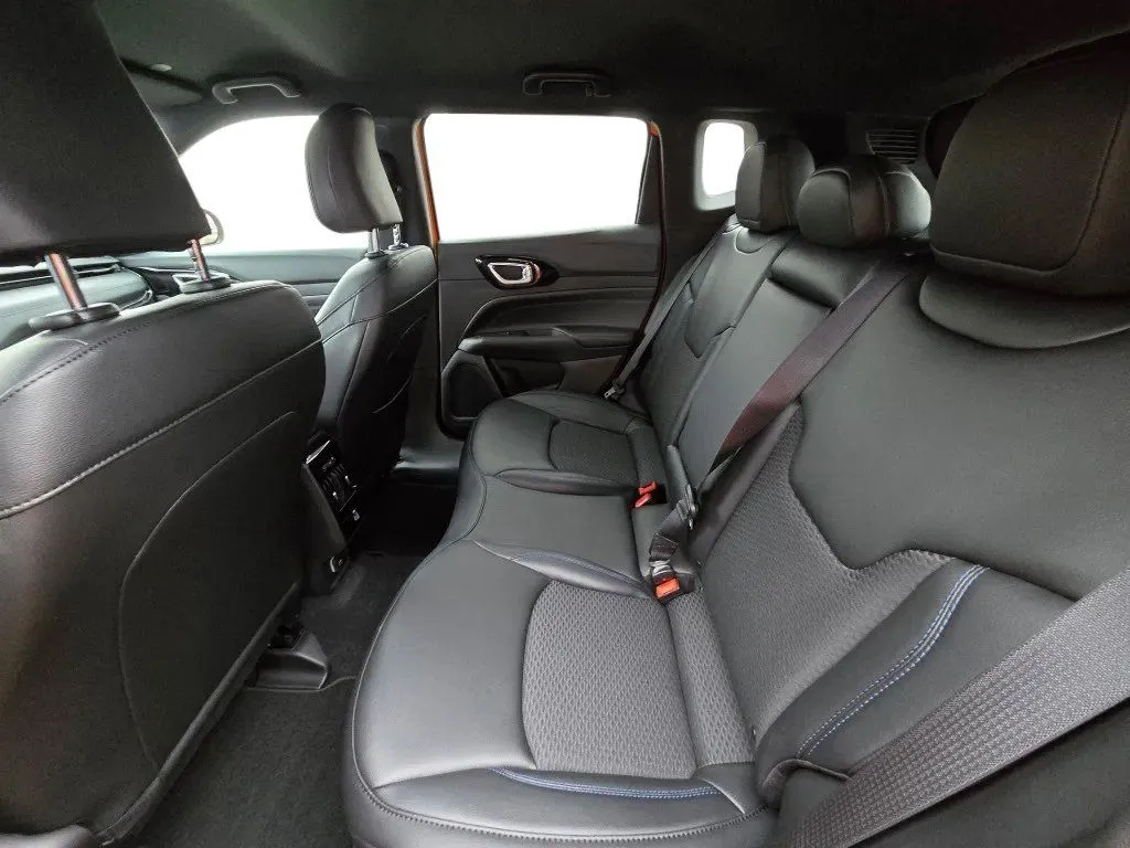 2026 Jeep Compass Altitude - Photo 23