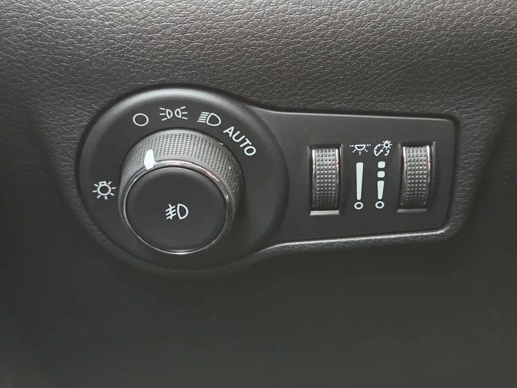 2026 Jeep Compass Altitude - Photo 14