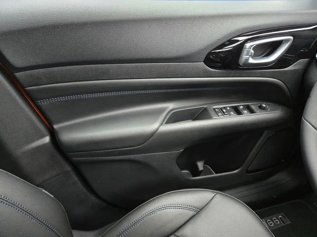 2026 Jeep Compass Altitude - Photo 12