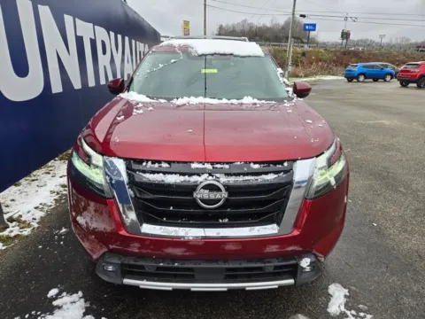 Photos of 2022 Nissan Pathfinder SL for sale in Grayson, KY at Pure Country Automotive