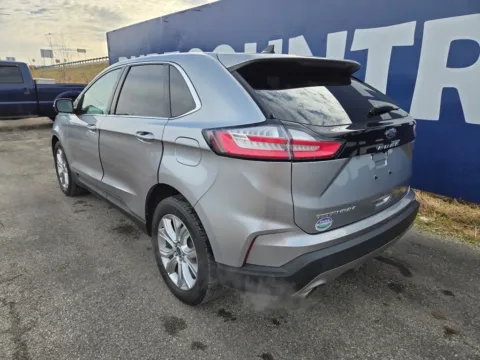 More photos of 2021 Ford Edge Titanium at Pure Country Automotive, KY