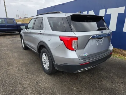 More photos of 2021 Ford Explorer XLT at Pure Country Automotive, KY