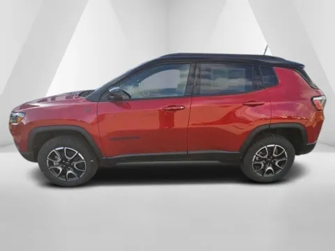 More photos of 2026 Jeep Compass Trailhawk at Pure Country Automotive, KY