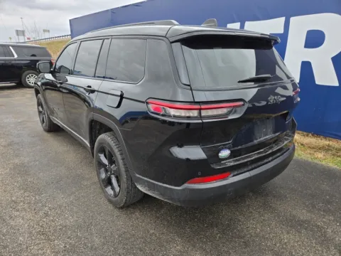 More photos of 2023 Jeep Grand Cherokee L Altitude at Pure Country Automotive, KY