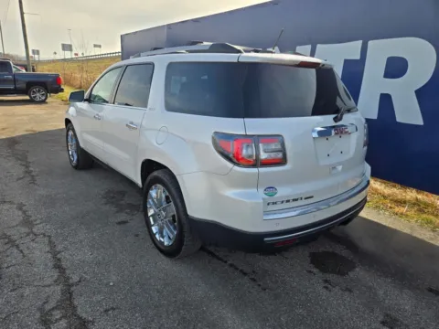 More photos of 2017 GMC Acadia Limited at Pure Country Automotive, KY