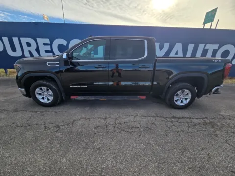 More photos of 2024 GMC Sierra 1500 SLE at Pure Country Automotive, KY
