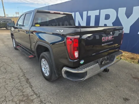 More photos of 2024 GMC Sierra 1500 SLE at Pure Country Automotive, KY