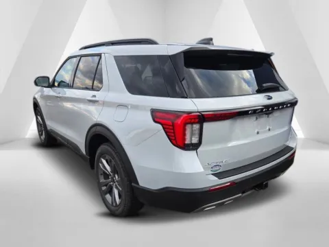 More photos of 2026 Ford Explorer Active at Pure Country Automotive, KY