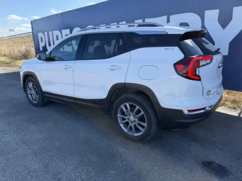 More photos of 2024 GMC Terrain SLT at Pure Country Automotive, KY