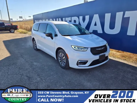 White 2024 Chrysler Pacifica Hybrid Select for sale in Grayson, KY