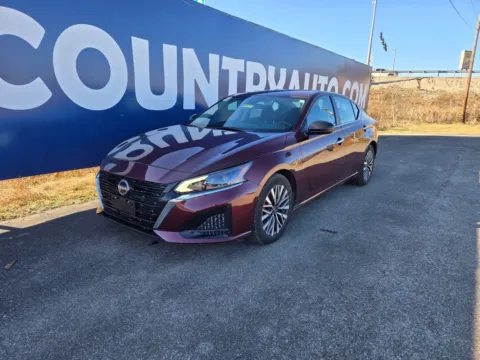 Another view of 2024 Nissan Altima 2.5 SV for sale in Grayson, KY at Pure Country Automotive