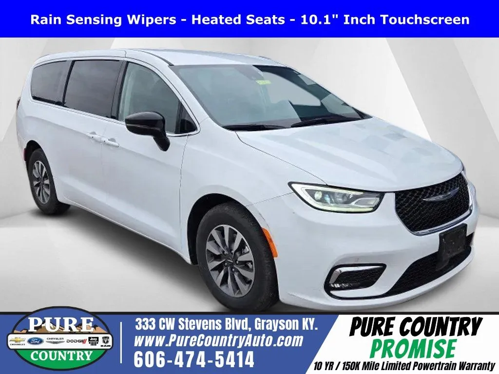White 2024 Chrysler Pacifica Hybrid Select for sale in Grayson, KY