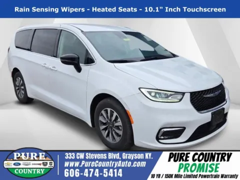 White 2024 Chrysler Pacifica Hybrid Select for sale in Grayson, KY