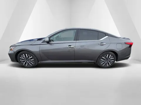 More photos of 2024 Nissan Altima 2.5 SV at Pure Country Automotive, KY